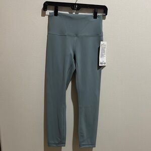 Lululemon Wunder Train HR Crop 23” in Crater Blue NWT